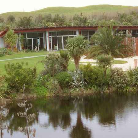 The Lakes - Kai Iwi Lakes Exclusive Retreat Kaihu Exterior photo