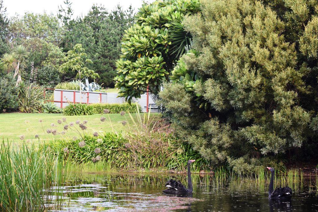 The Lakes - Kai Iwi Lakes Exclusive Retreat Kaihu Exterior photo